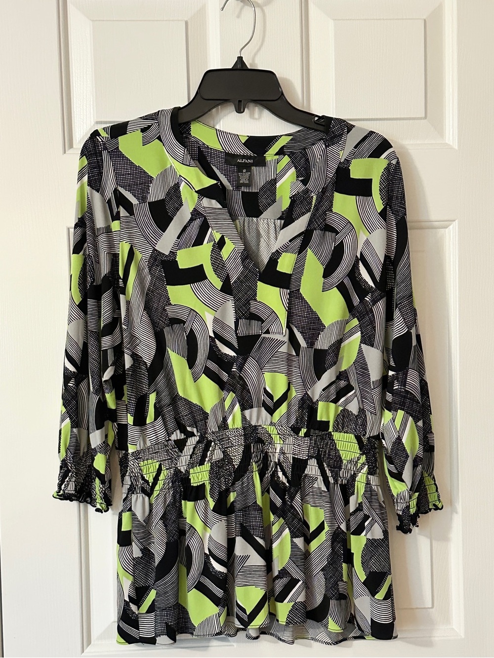 Alfani Black, White & Lime Abstract Peplum Top